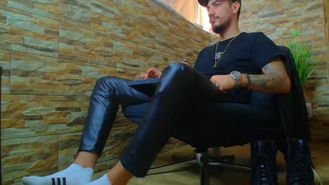 MasterRomania  online show from 01-13-25, 07:32