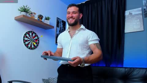 Andrew Diaz online show from 01-31-25, 10:52