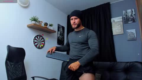 Andrew Diaz online show from 02-18-25, 03:31