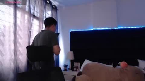 andrewmhilton_ online show from 06-16-26, 06:43