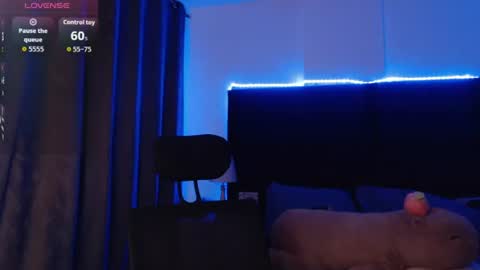 andrewmhilton_ online show from 07-22-26, 04:15