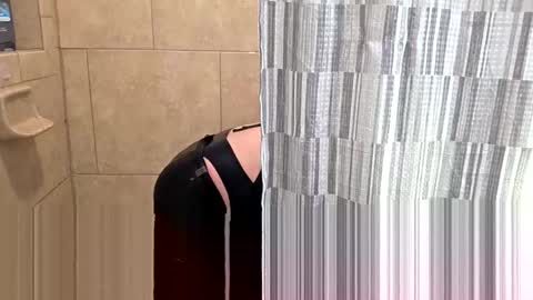 andrewo4277 online show from 04-11-26, 01:04