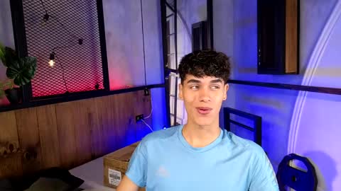 AndreWortix online show from 03-28-26, 04:45