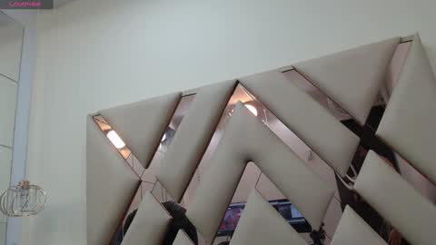 Snapshot of andrewsmile_ chatting on 01-31-25, 06:25 ANDREW online show from 01-31-25, 06:25