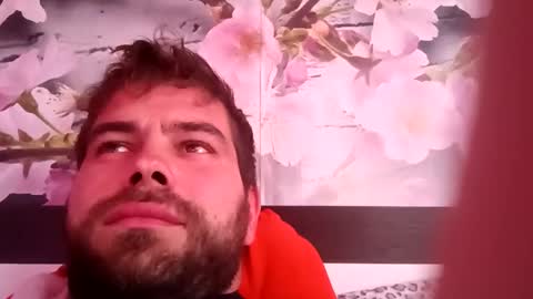 Snapshot of andrey21q chatting on 10-26-25, 11:38 andrey21q online show from 10-26-25, 11:38