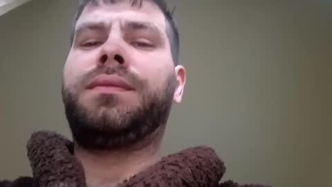 Snapshot of andrey21q chatting on 11-24-25, 05:51 andrey21q online show from 11-24-25, 05:51