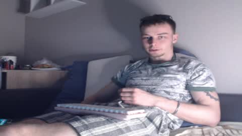 Snapshot of andrian_sweety chatting on 03-31-26, 08:20 andrian_sweety online show from 03-31-26, 08:20