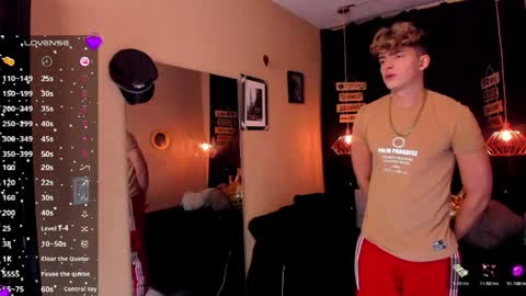      online show from 04-11-26, 11:42