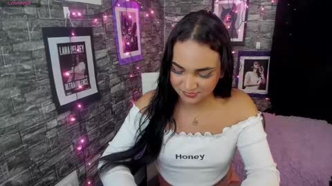 Snapshot of andrys_hot chatting on 02-03-26, 09:42 Andrys online show from 02-03-26, 09:42