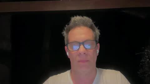 Snapshot of andy0pandi chatting on 01-22-25, 07:14 Andrew online show from 01-22-25, 07:14