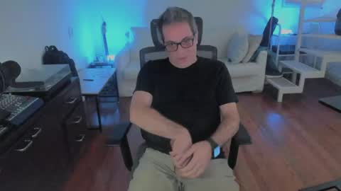 Andrew online show from 04-30-26, 01:28