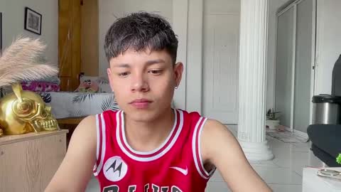 Andy online show from 04-10-26, 04:12