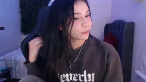 Snapshot of andy_bell_x chatting on 12-28-24, 01:17 ANDY online show from 12-28-24, 01:17