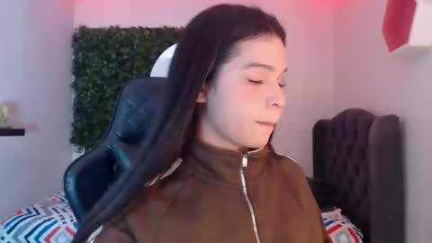 Snapshot of andy_bell_x chatting on 12-31-24, 05:33 ANDY online show from 12-31-24, 05:33