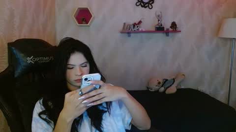 Snapshot of andy_bell_x chatting on 10-13-25, 05:40 ANDY online show from 10-13-25, 05:40