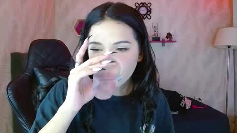 Snapshot of andy_bell_x chatting on 11-13-25, 05:39 ANDY online show from 11-13-25, 05:39