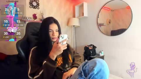 Snapshot of andy_bell_x chatting on 11-14-25, 05:28 ANDY online show from 11-14-25, 05:28