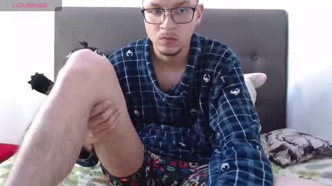 Snapshot of andy_bunny_lover chatting on 12-30-24, 05:26 ANDY online show from 12-30-24, 05:26