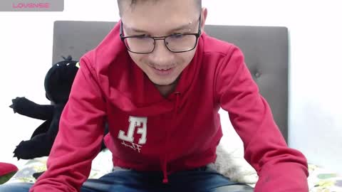 Snapshot of andy_bunny_lover chatting on 12-31-24, 01:15 ANDY online show from 12-31-24, 01:15