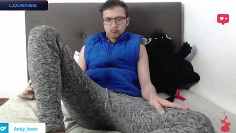 Snapshot of andy_bunny_lover chatting on 01-19-25, 05:26 ANDY online show from 01-19-25, 05:26