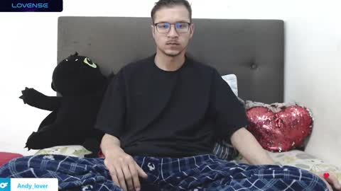 Snapshot of andy_bunny_lover chatting on 02-14-25, 08:37 ANDY online show from 02-14-25, 08:37