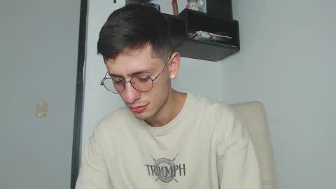 Snapshot of andy_collins__ chatting on 01-17-26, 01:32 andy_collins__ online show from 01-17-26, 01:32