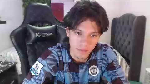 Snapshot of andy_dan1 chatting on 01-09-25, 05:33 andy_dan1 online show from 01-09-25, 05:33