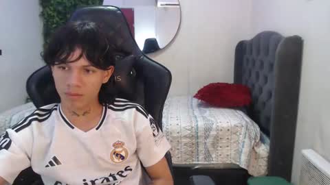 Snapshot of andy_dan1 chatting on 01-14-25, 12:35 andy_dan1 online show from 01-14-25, 12:35