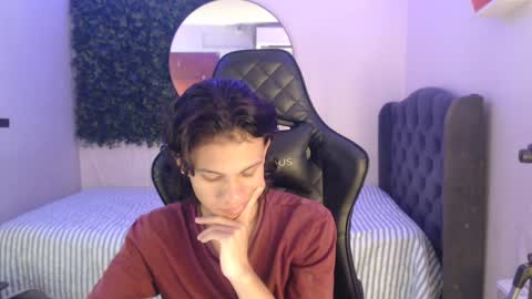 Snapshot of andy_dan1 chatting on 01-23-25, 06:35 andy_dan1 online show from 01-23-25, 06:35
