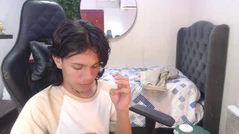 Snapshot of andy_dan1 chatting on 02-04-25, 05:55 andy_dan1 online show from 02-04-25, 05:55
