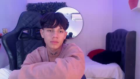 Snapshot of andy_dan1 chatting on 02-25-25, 08:30 andy_dan1 online show from 02-25-25, 08:30