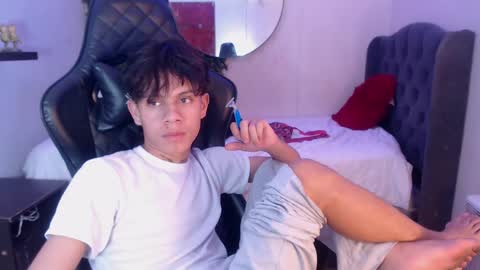 Snapshot of andy_dan1 chatting on 02-26-25, 08:22 andy_dan1 online show from 02-26-25, 08:22
