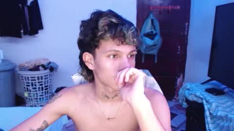 andy_dan1 online show from 05-04-26, 05:58