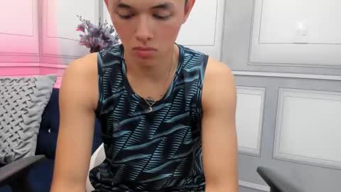 Snapshot of andy_dior18 chatting on 09-18-25, 09:28 ANDY online show from 09-18-25, 09:28