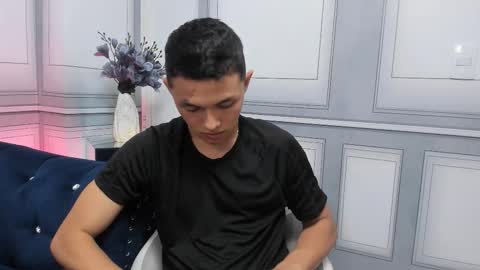 Snapshot of andy_dior18 chatting on 09-24-25, 02:37 ANDY online show from 09-24-25, 02:37