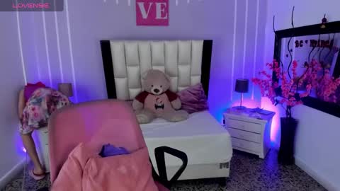 Andrea online show from 11-05-25, 01:55