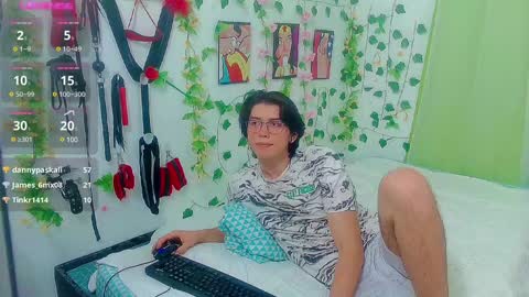 Andy Gray online show from 02-05-25, 06:04