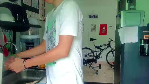 Andy Gray online show from 11-13-25, 02:38