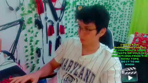 Snapshot of andy_gray01 chatting on 01-14-26, 01:33 Andy Gray online show from 01-14-26, 01:33