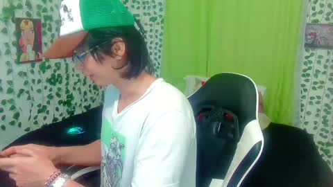 Snapshot of andy_gray01 chatting on 05-07-26, 11:48 Andy Gray online show from 05-07-26, 11:48