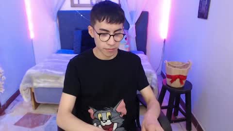 Snapshot of andy_norton chatting on 04-17-26, 03:53 Andy online show from 04-17-26, 03:53