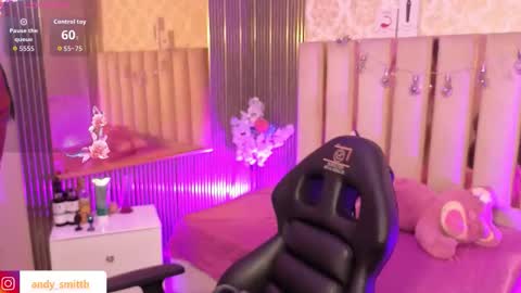 Snapshot of andy_tay1 chatting on 11-28-25, 03:20 Andy tay online show from 11-28-25, 03:20