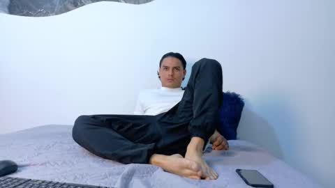 andyhot__ online show from 04-25-26, 12:08