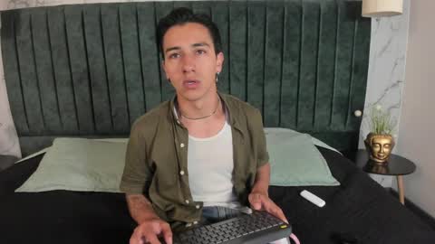 Andy Joy  online show from 04-04-26, 11:51