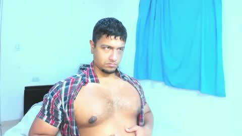 Snapshot of andylemonda chatting on 12-18-25, 12:55 andylemonda online show from 12-18-25, 12:55