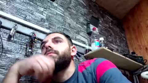Snapshot of andyshr133 chatting on 07-17-26, 03:35 andyshr133 online show from 07-17-26, 03:35