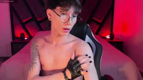 Andy online show from 03-10-26, 11:21