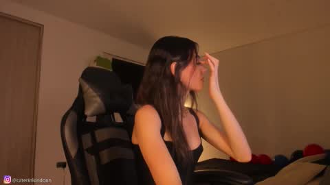      online show from 11-28-25, 05:32