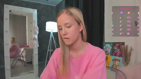 Anelly online show from 07-14-26, 10:21