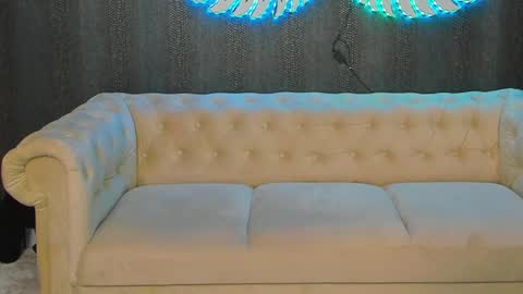 Anne online show from 01-09-25, 08:44